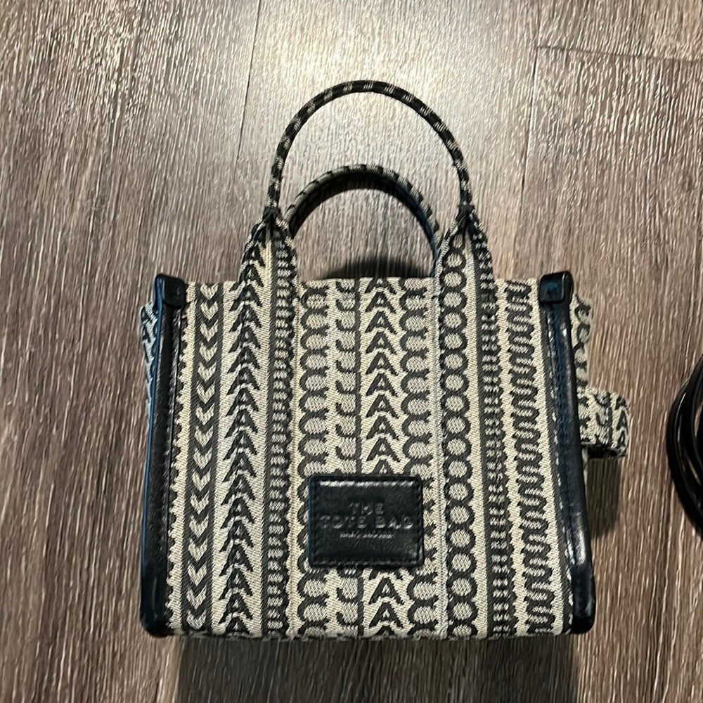 Marc jacobs mini tote